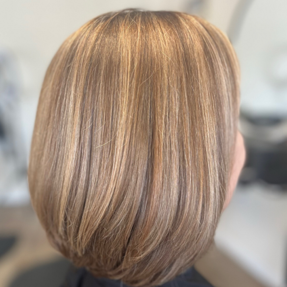 Haircut at Arlene Gail Hair Tiki in Vero Beach, FL