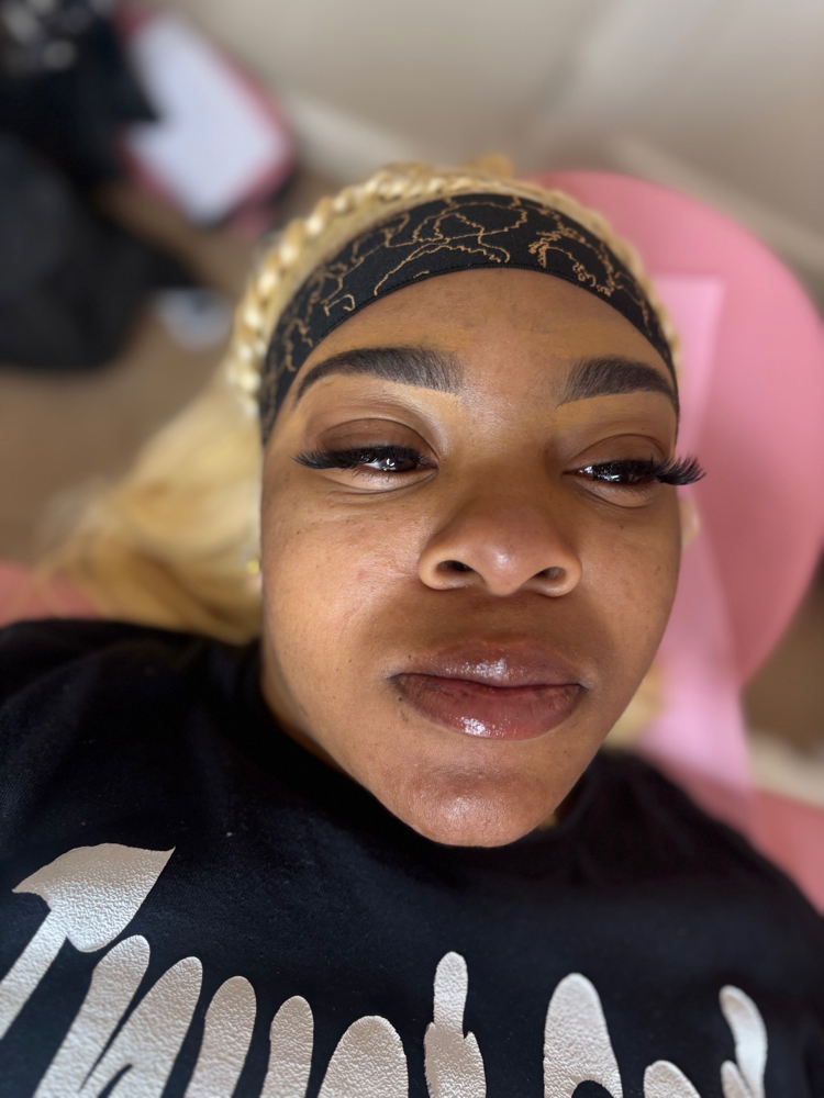 Brow Tint + Lash Clusters