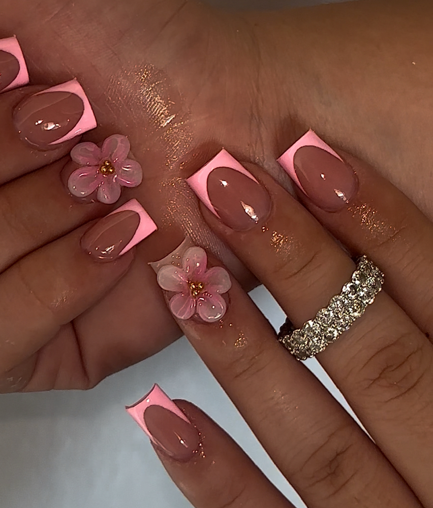 Flowers ( Add On ) at nailedbymyaa in Visalia, CA