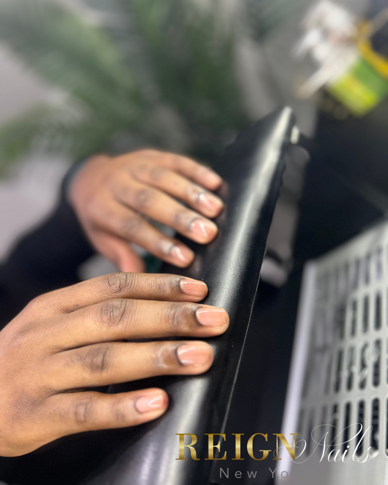 Gentleman’s Manicure