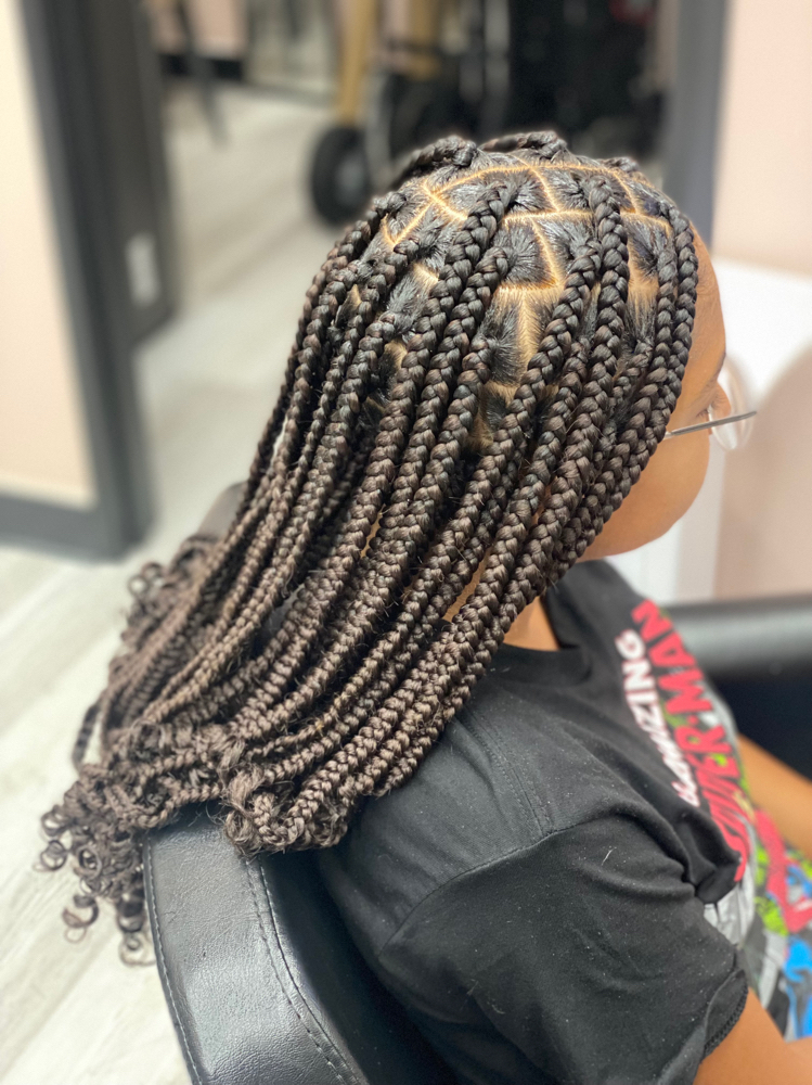 Medium Knotless Braids
