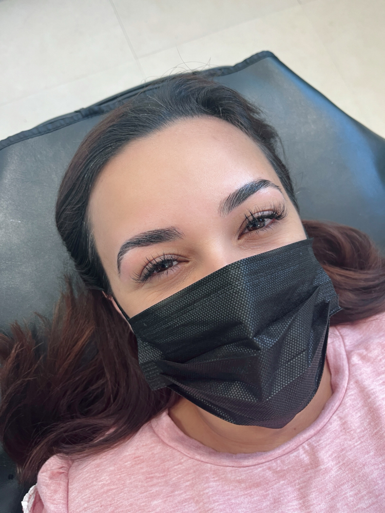 Brow Lamination + Cleanup