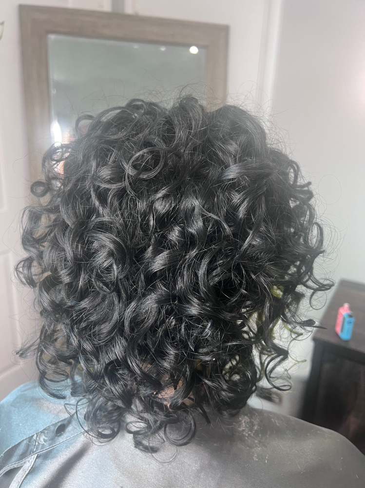 Womans Curly Cut No Wash Or Style