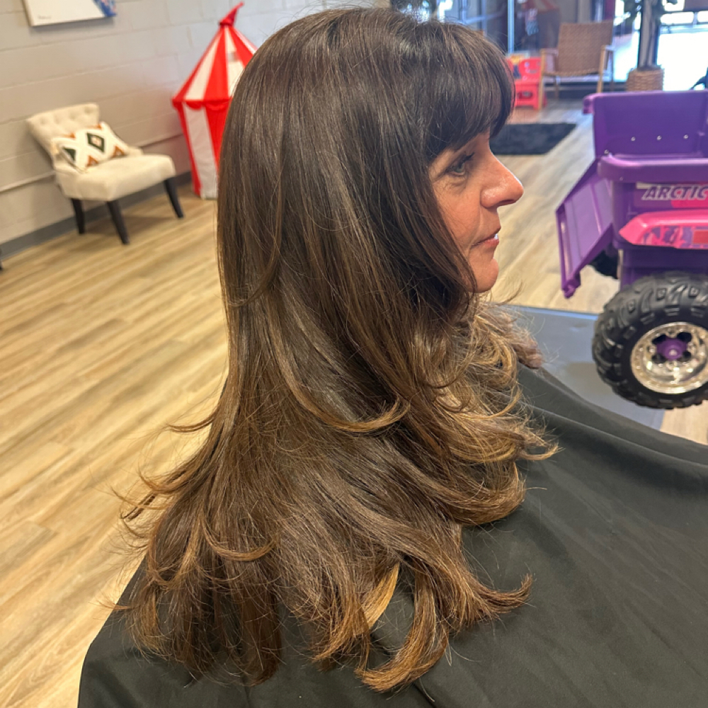 Hair Wash-Blow Dryer-Style at Zoomies in Yakima, WA