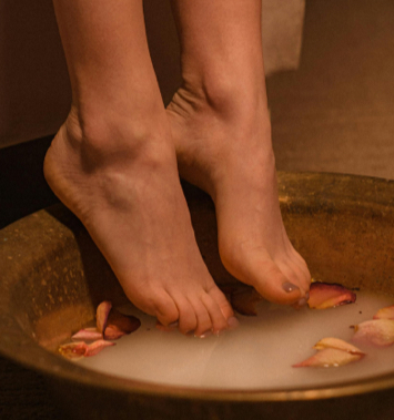 Spa Pedicure (Senia’s Favorite) at Senglamhours in No Where, MD