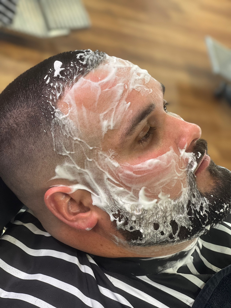 Facial Scrub For Men