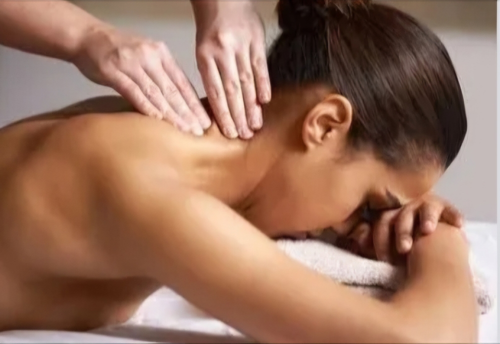 30Min. Head,Neck & Shoulder Massage