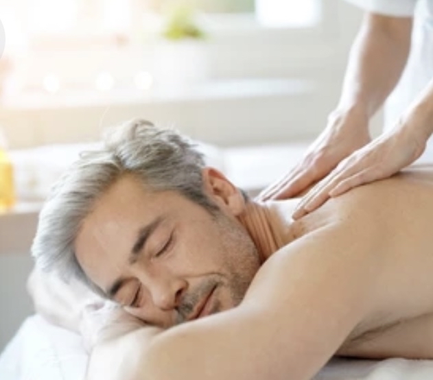 Man 'Scape 90 min Massage