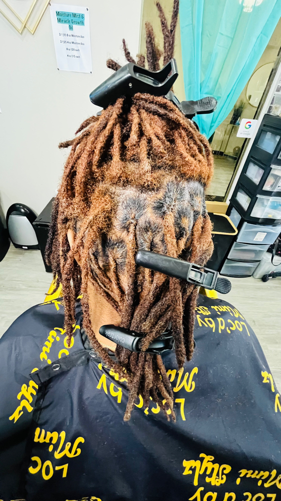 Combining Locs NOT Wicks $150/hr