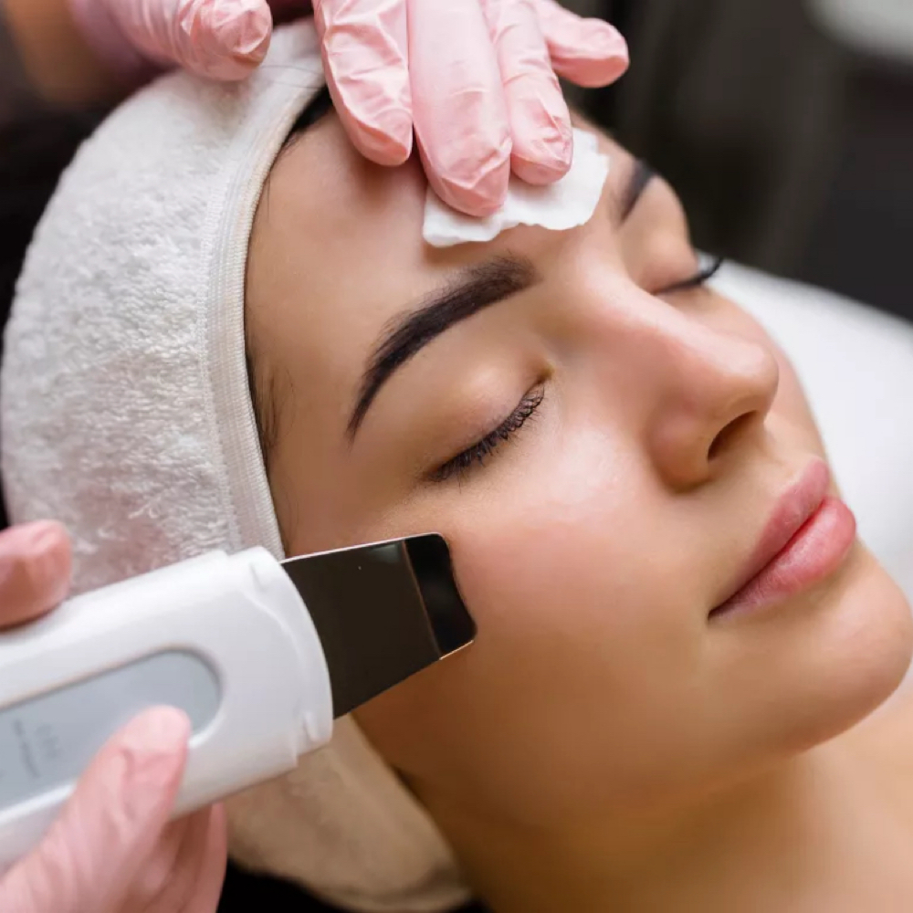 Clarifying Extractions Add-On at Bliss Esthetics in Forest Hills, NY
