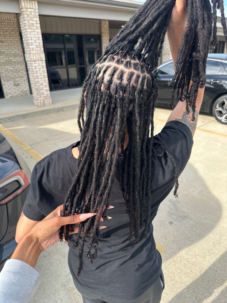 Loc Maintenance (Retwist) at AWLocs in Jonesboro, AR