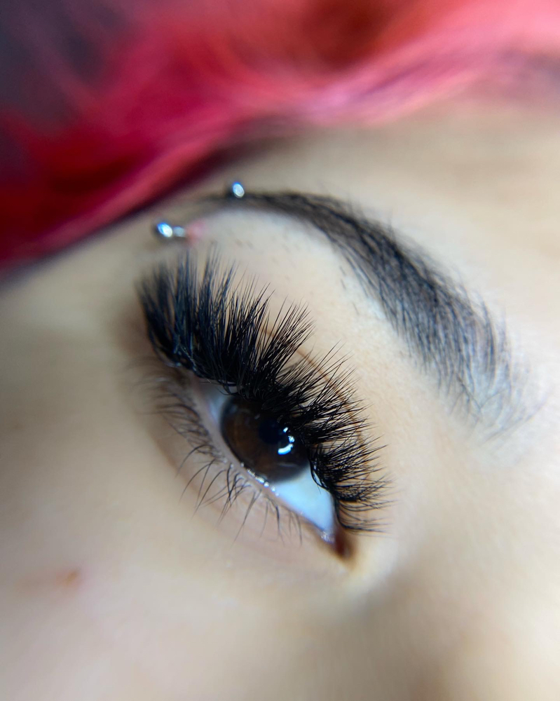 Fox Eye Volume Lashes