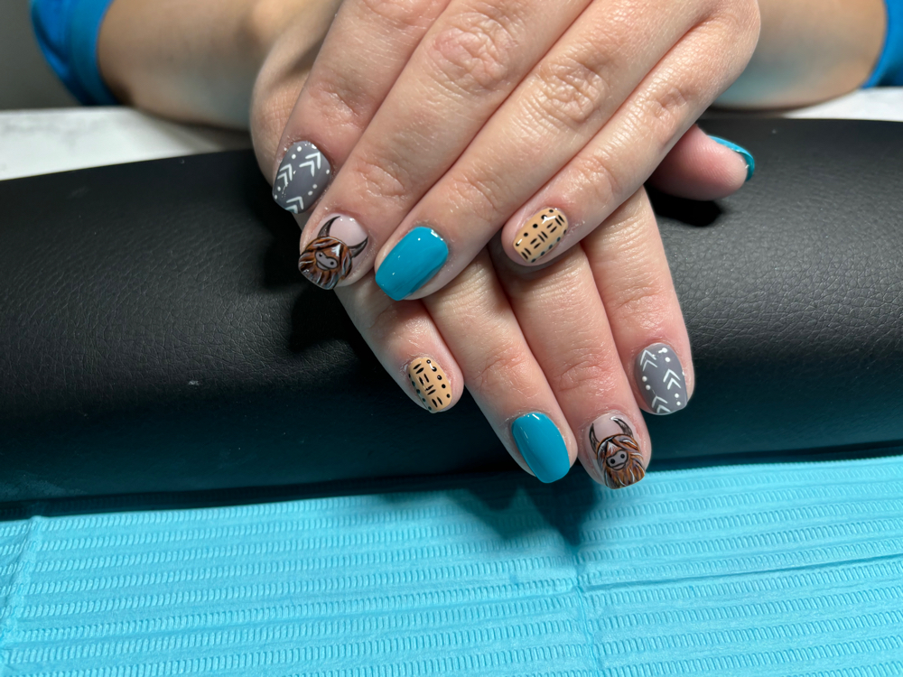 Nail Art (6-8 Nails)