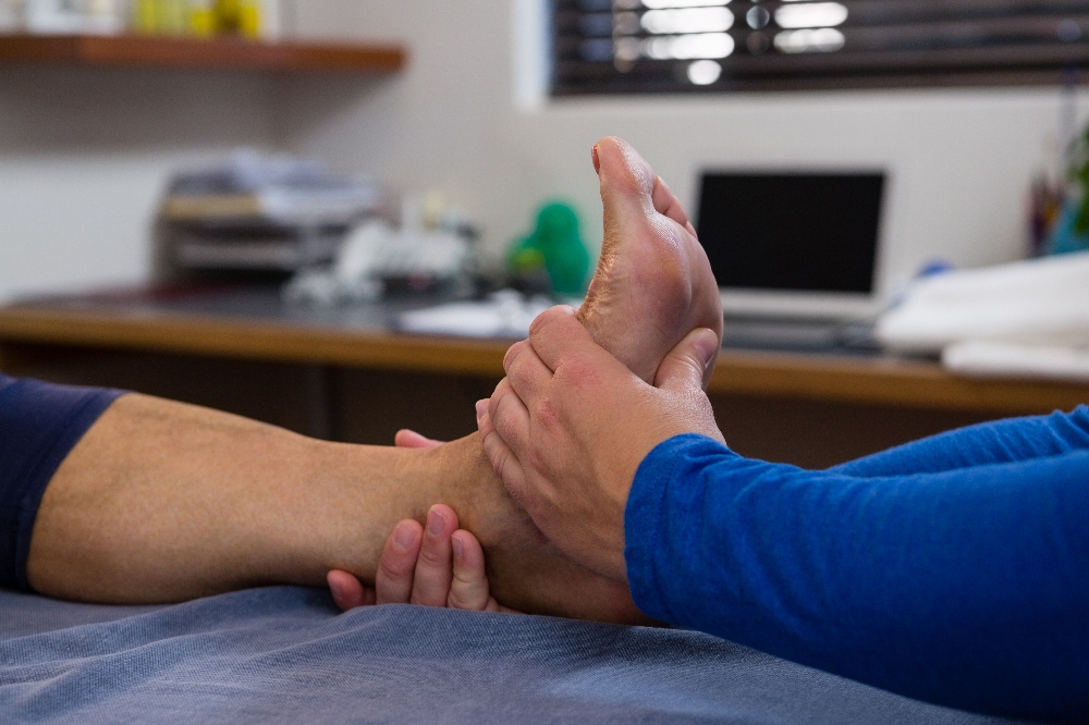 60 Min Foot Reflexology
