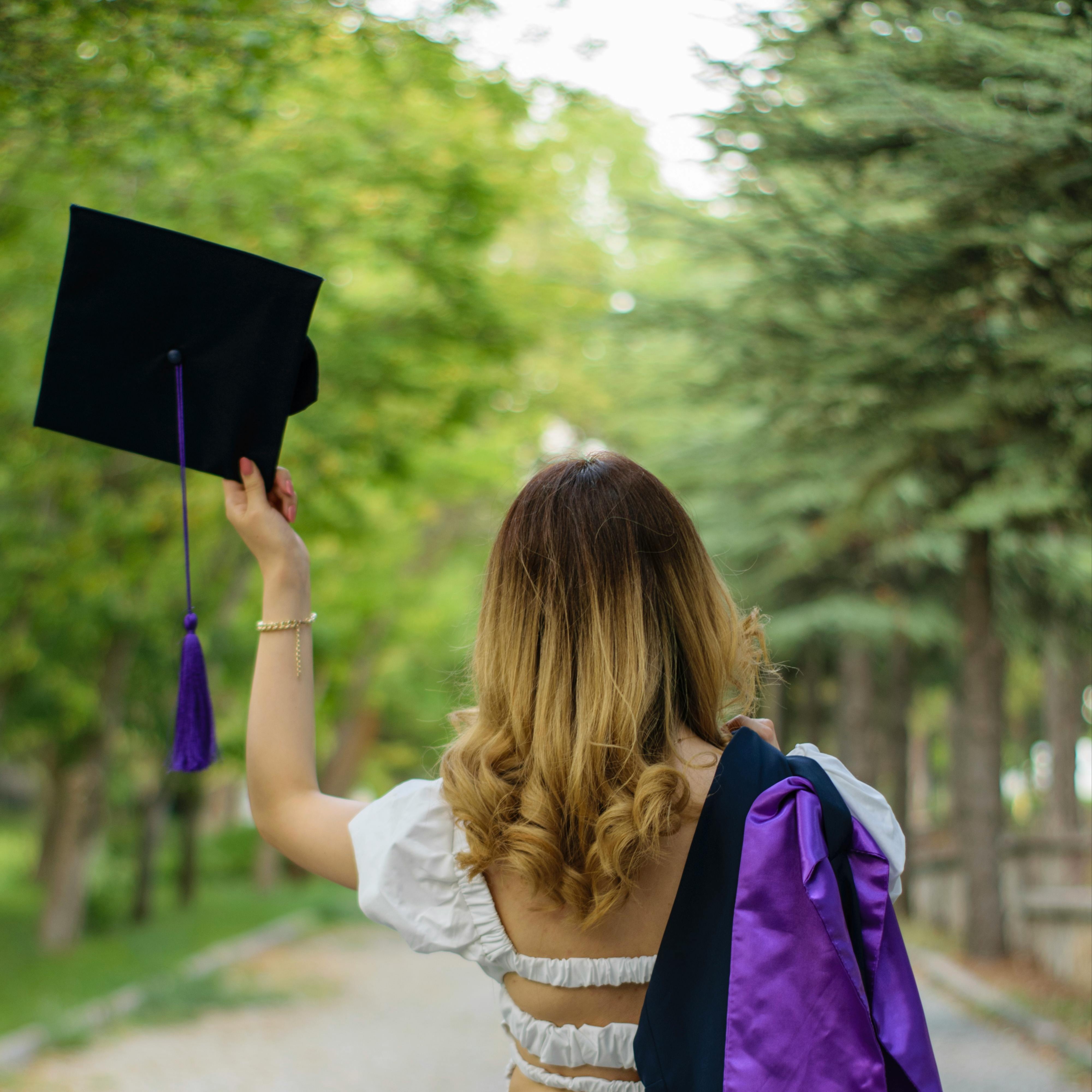 Graduation Special Spray Tan at Santo Bronz - Mobile Spray Tans