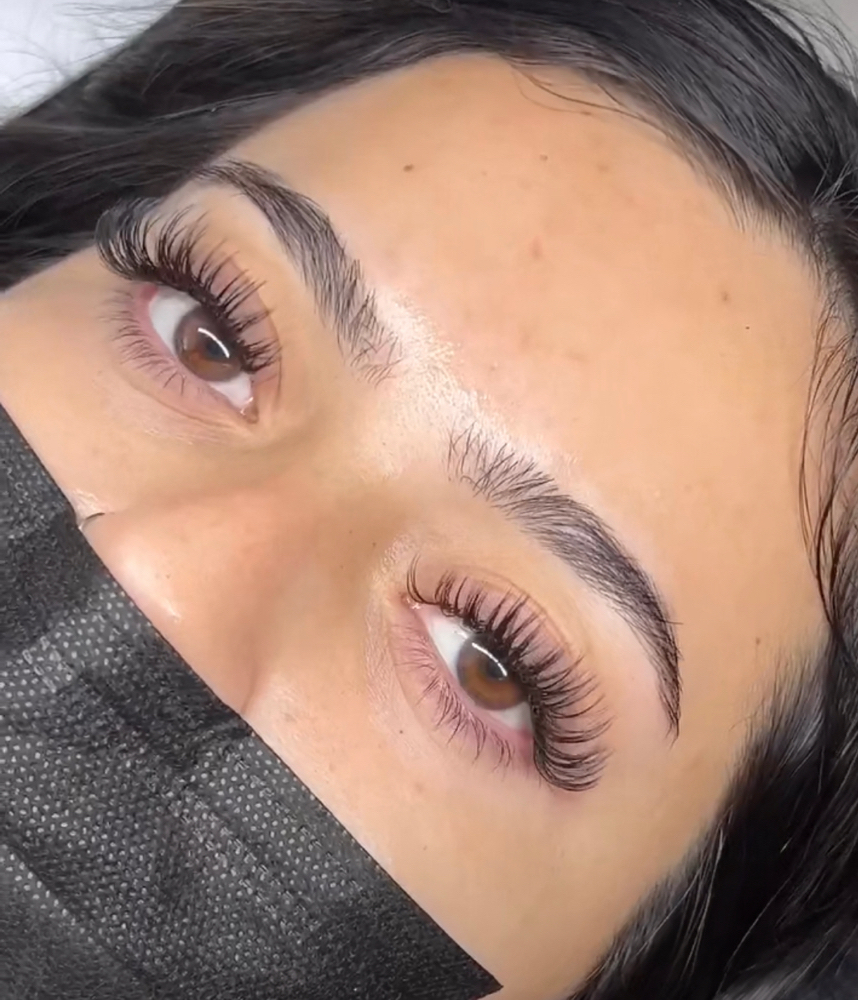 Natural Lash Extensions