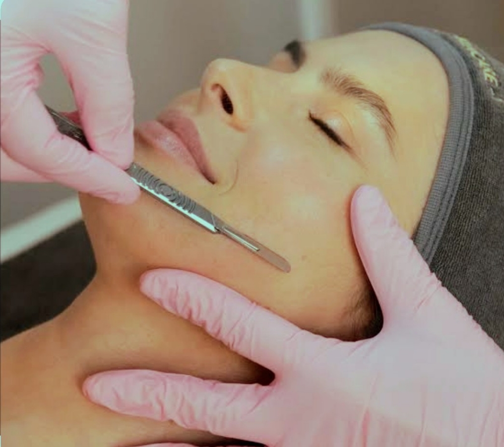 ✨ The Glow Renewal Facial