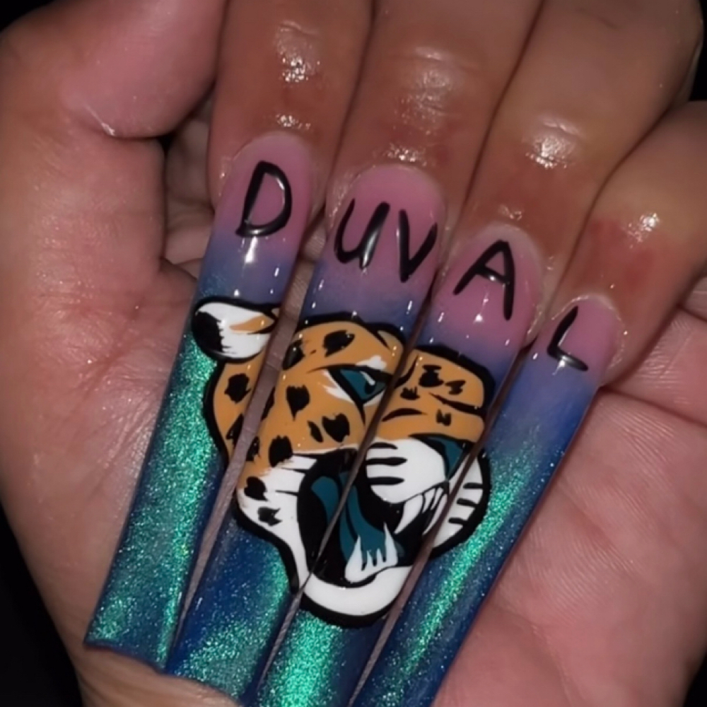 Models ONLY at Nessasnailgallery in Jacksonville, FL
