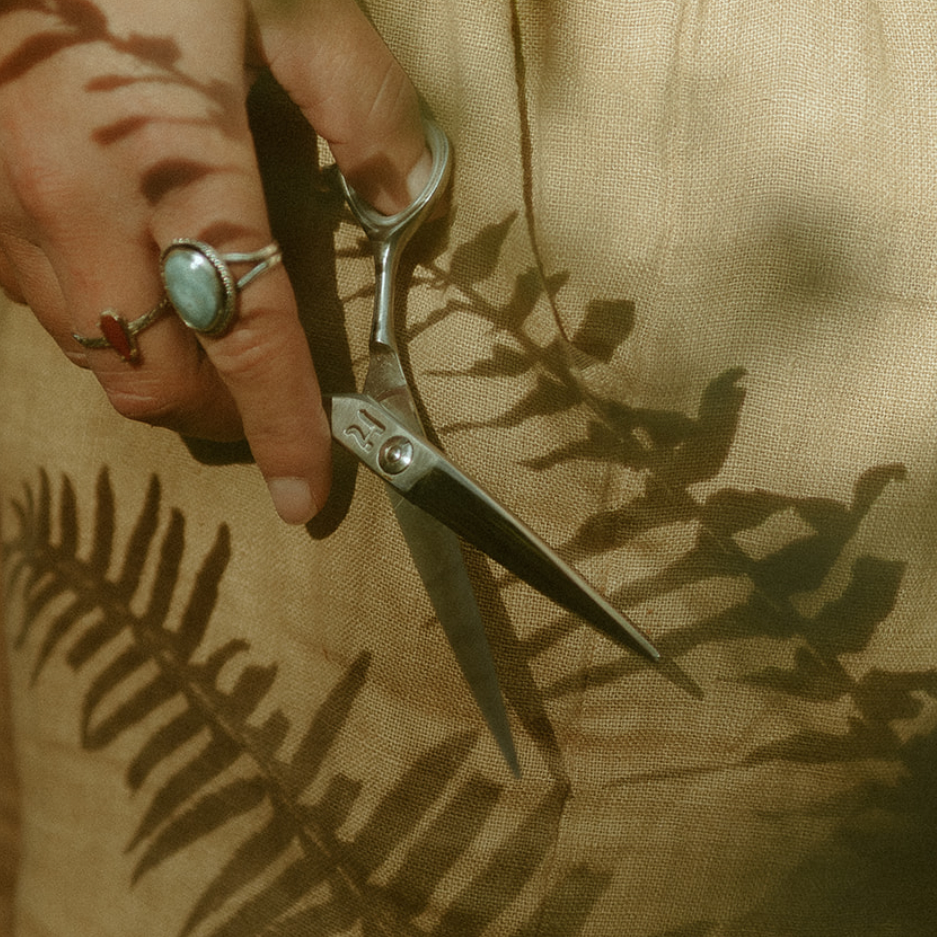 Bang & Facial Frame Trim