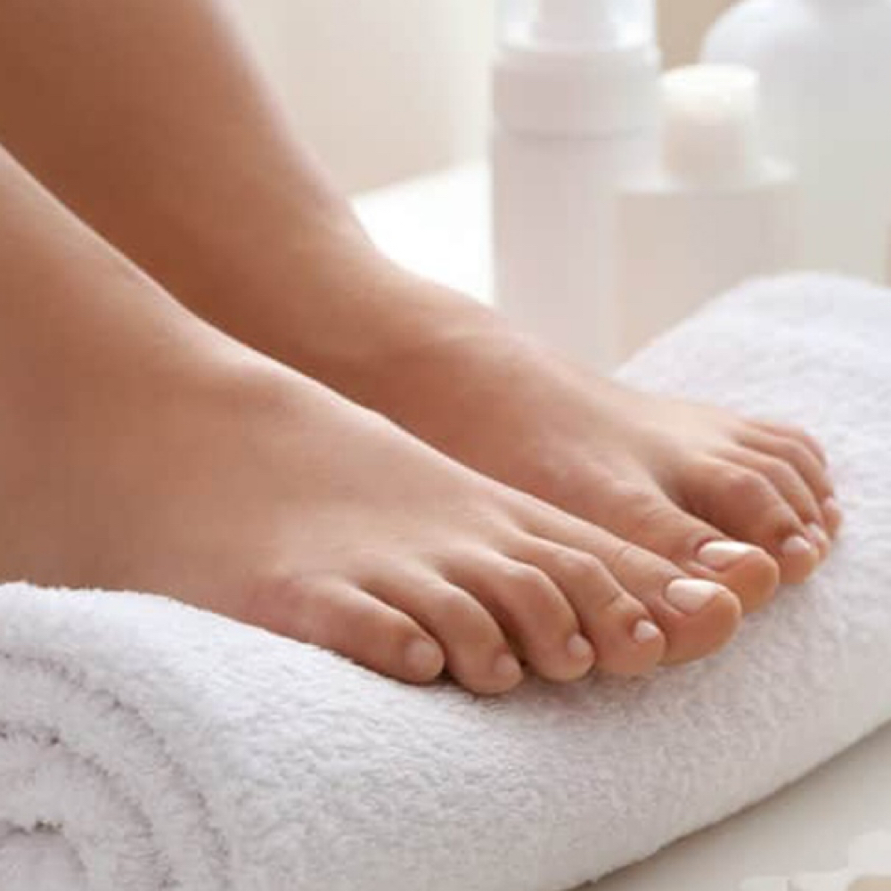 Signature Luxury Pedicure