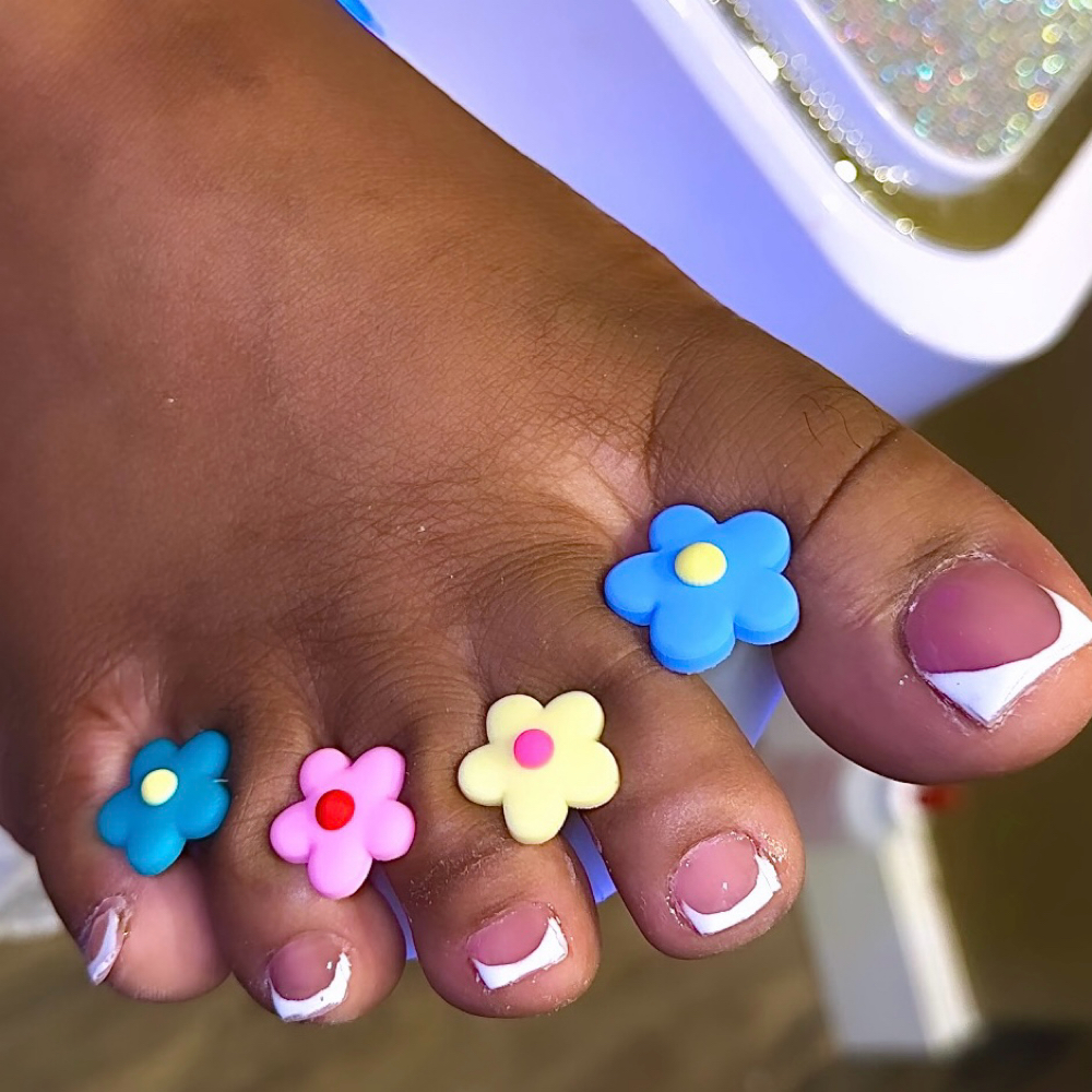 Pedicure at Opulence Beauty Bar in Aliquippa, PA