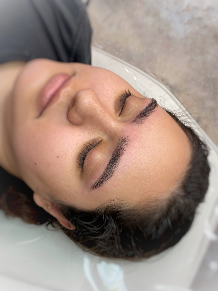 Eyebrow Shaping & Wax