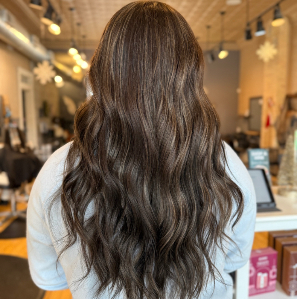 Shampoo + Blow Dry + Style