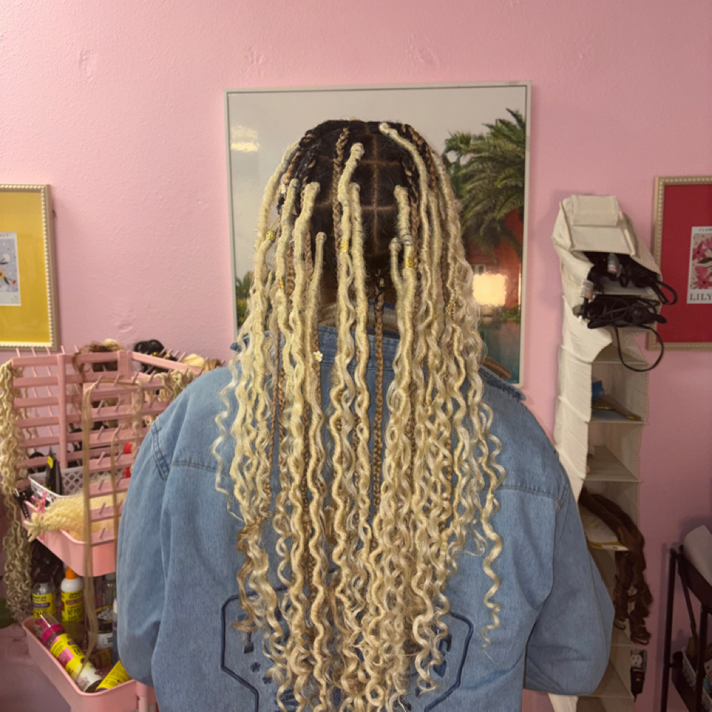 FauxLoc/Boxbraid Combo at Hairbykenz406 in Missoula, MT
