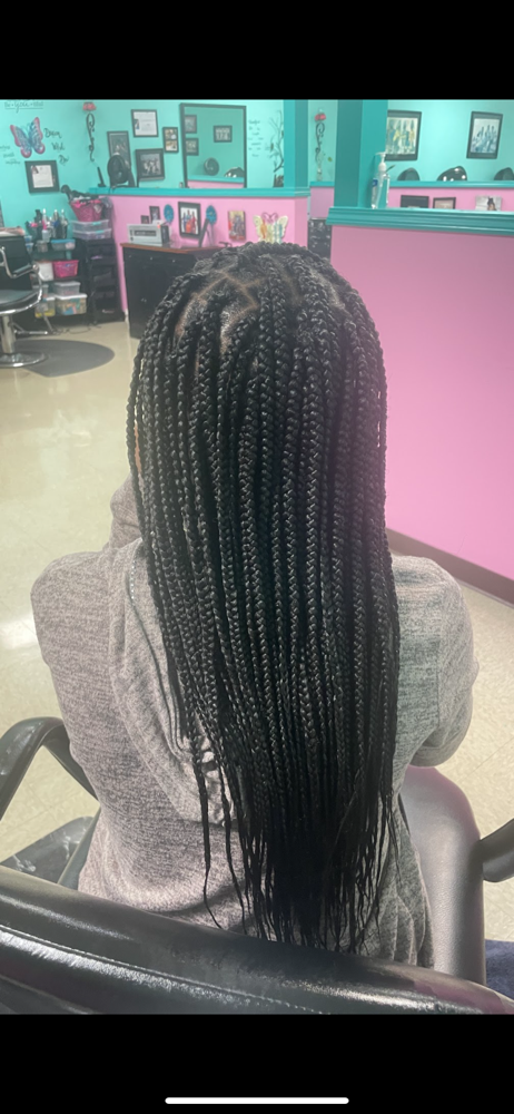 Adult Medium Box Braids
