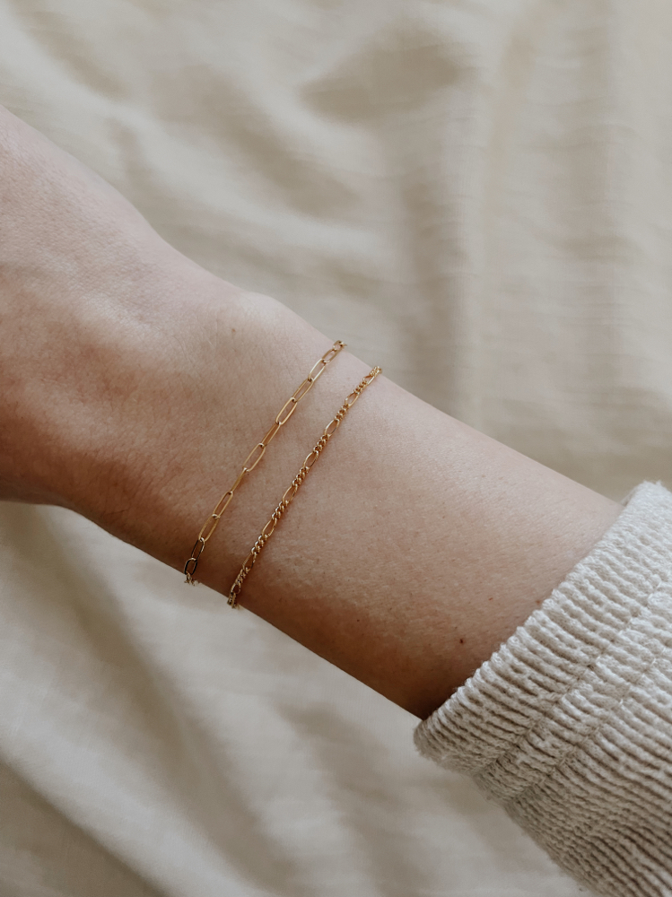 gold bracelet