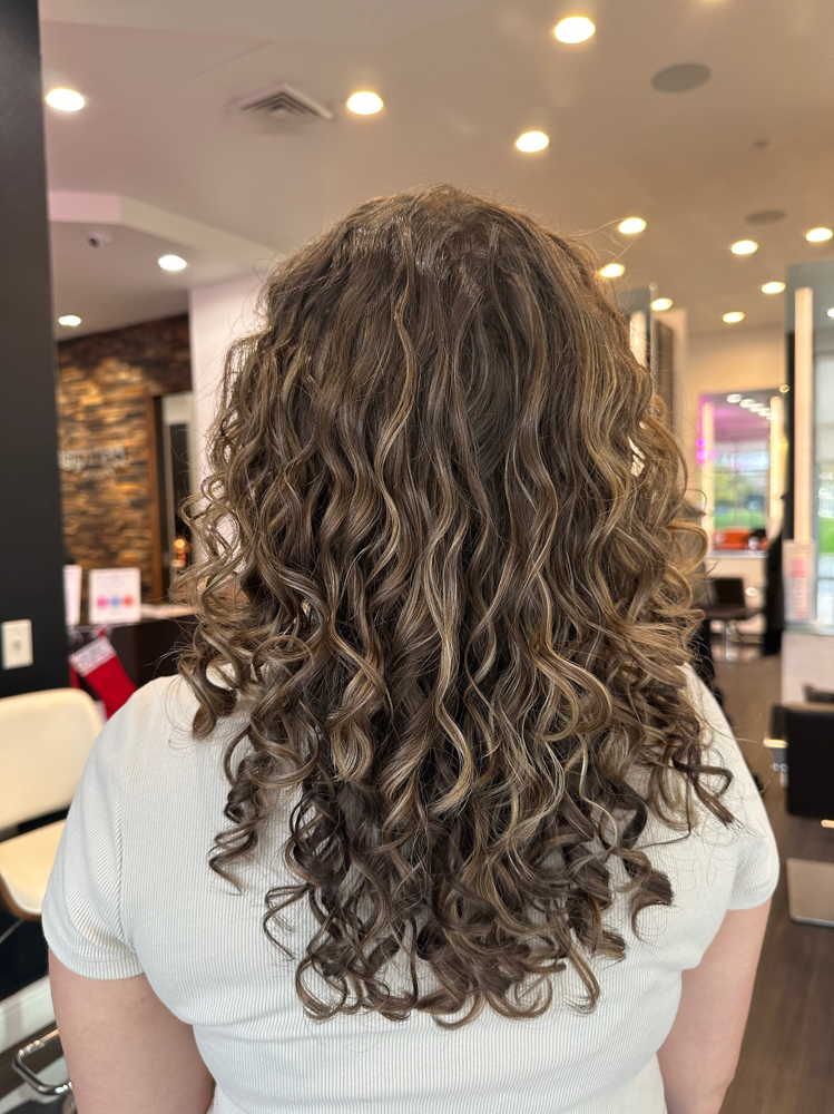 Express curly cut at Midwestern Manes in Madison, WI