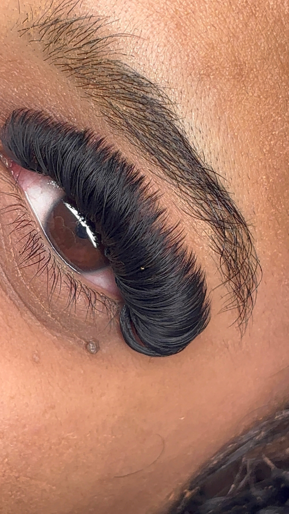 Mega Volume Set at MarielBeautyStudio in Garfield, NJ