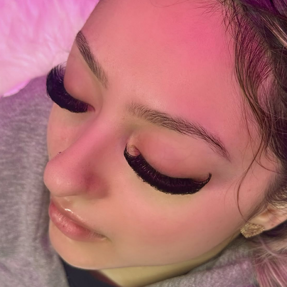 𝐄𝐲𝐞𝐥𝐚𝐬𝐡 𝐄𝐱𝐭𝐞𝐧𝐬𝐢𝐨𝐧𝐬 at Lexi Lash Studio in San Jacinto, CA
