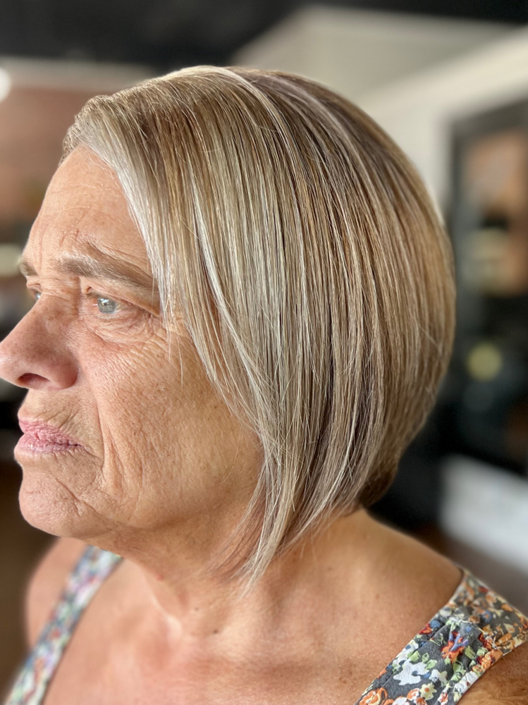 Women's Precision Haircut Style