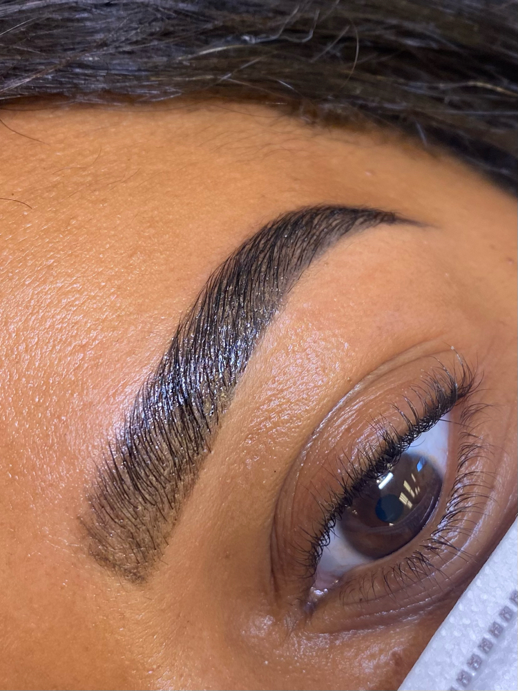 Brow Lamination And Tint