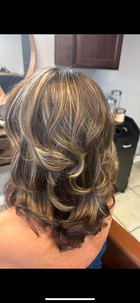 Partial Highlights, Color And Cut