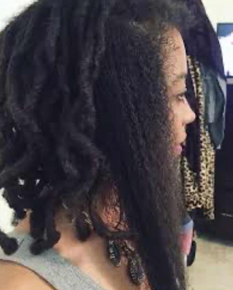 Combing Locs Out