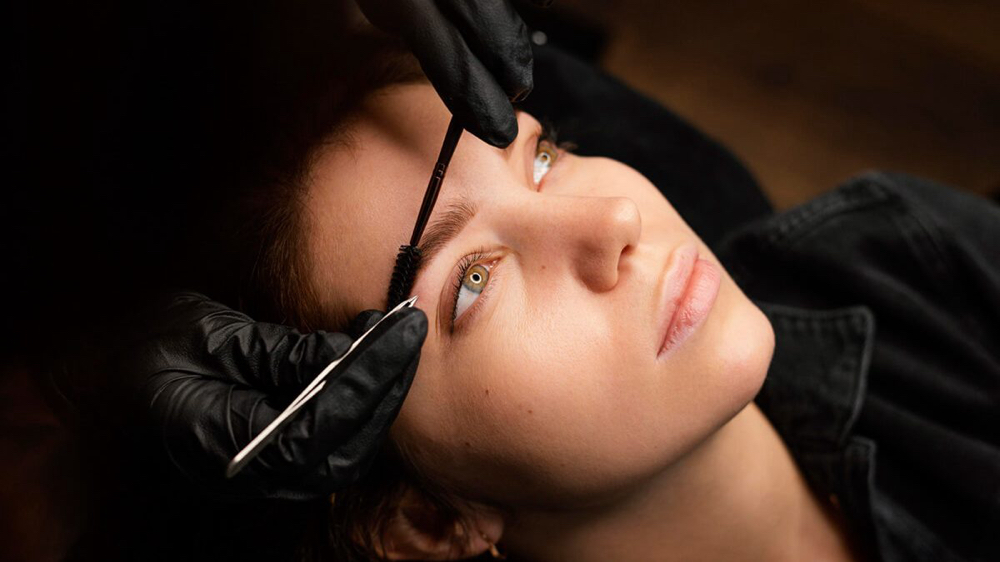 Eyebrow PMU-Consultation