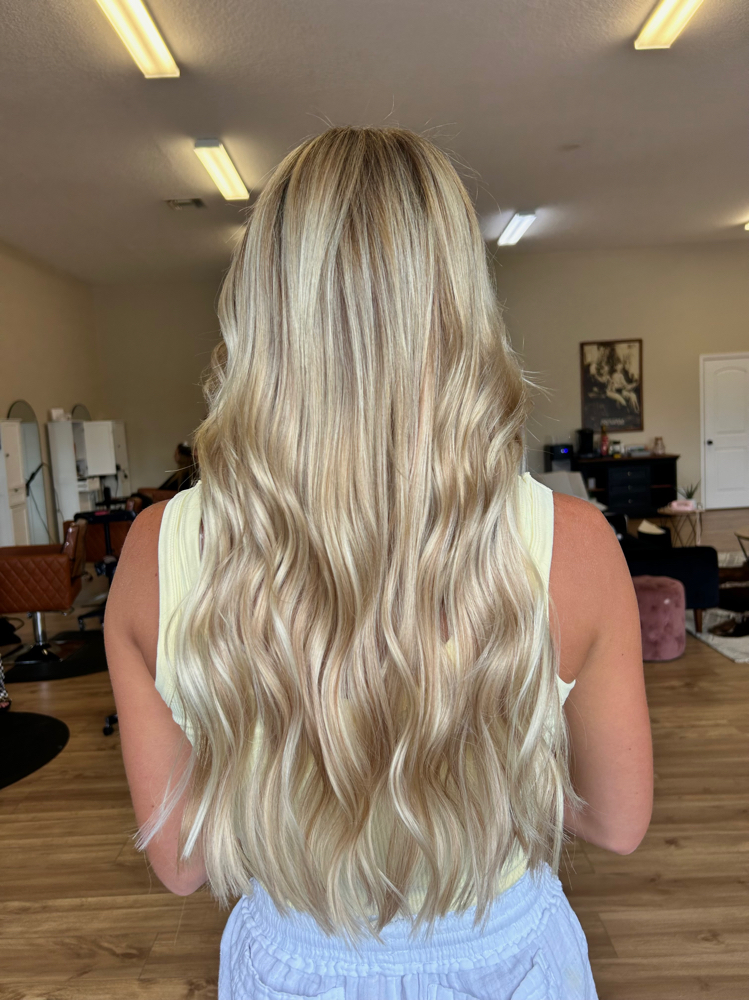 base color + partial highlight