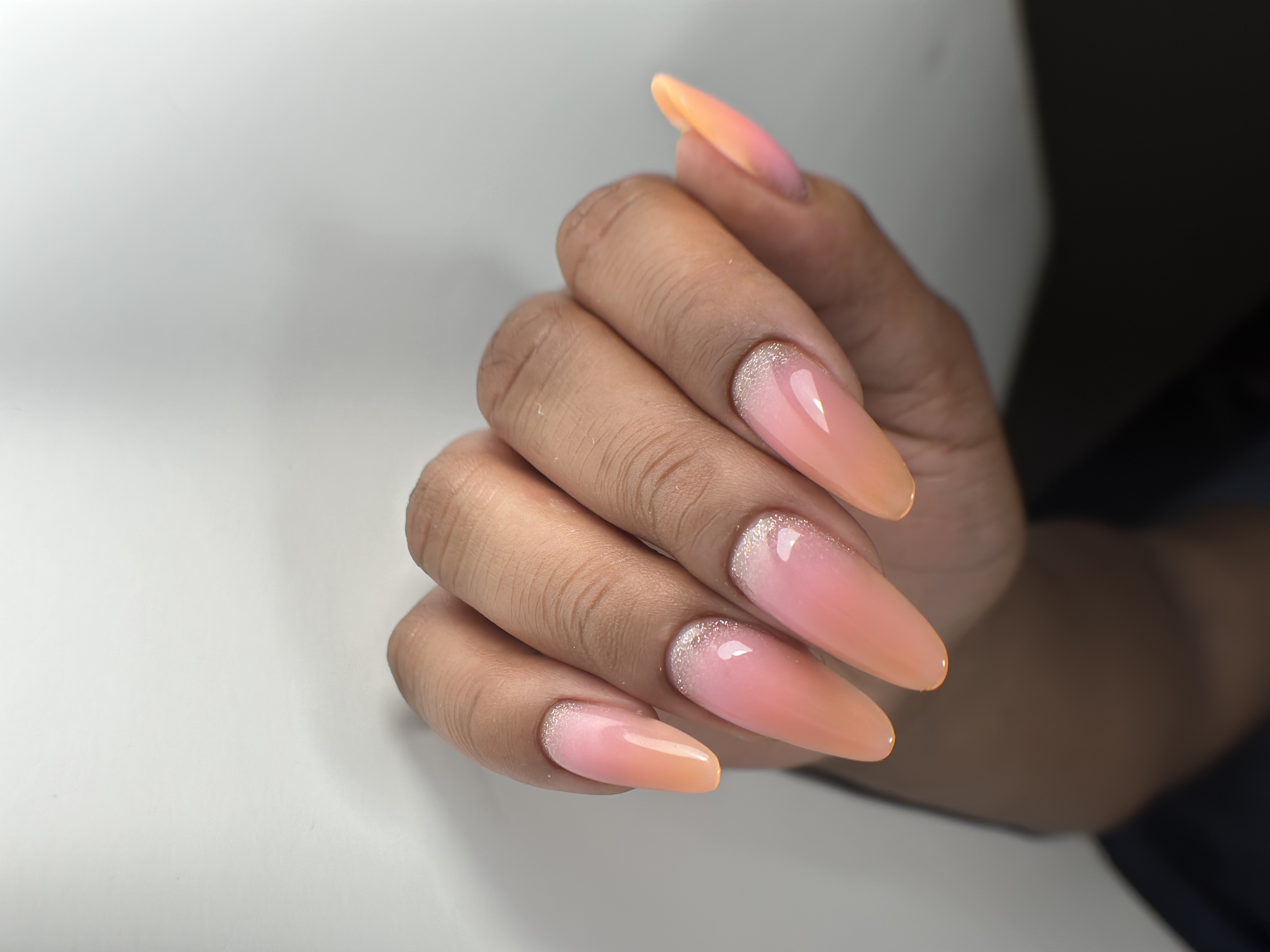 Acrylgel manicure 9am, 11:30am 2pm