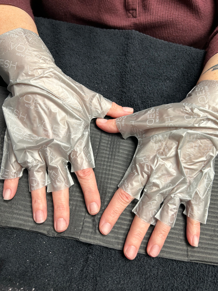 Collagen Gloves at Nocturne Nail Care LLC in Leesburg, VA
