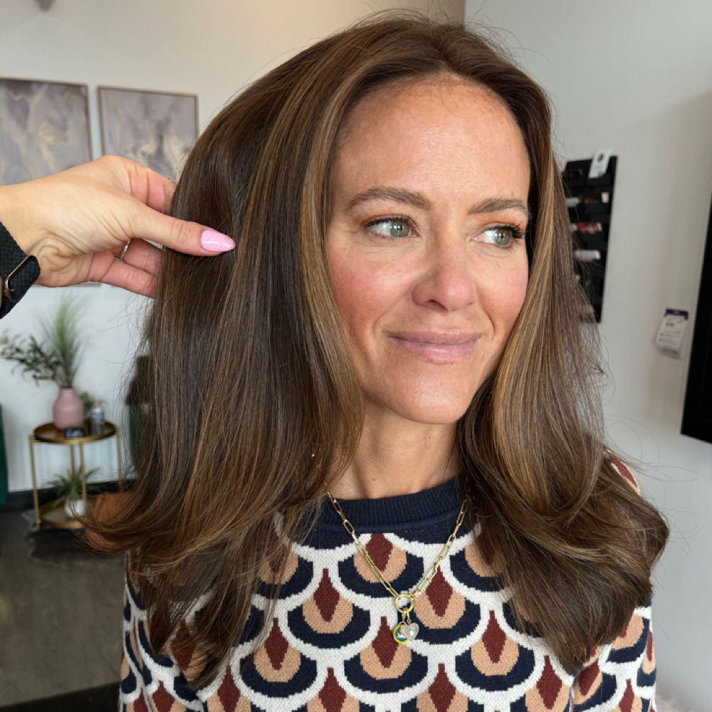 Mini Brighten Up at Salon T in Downers Grove, IL