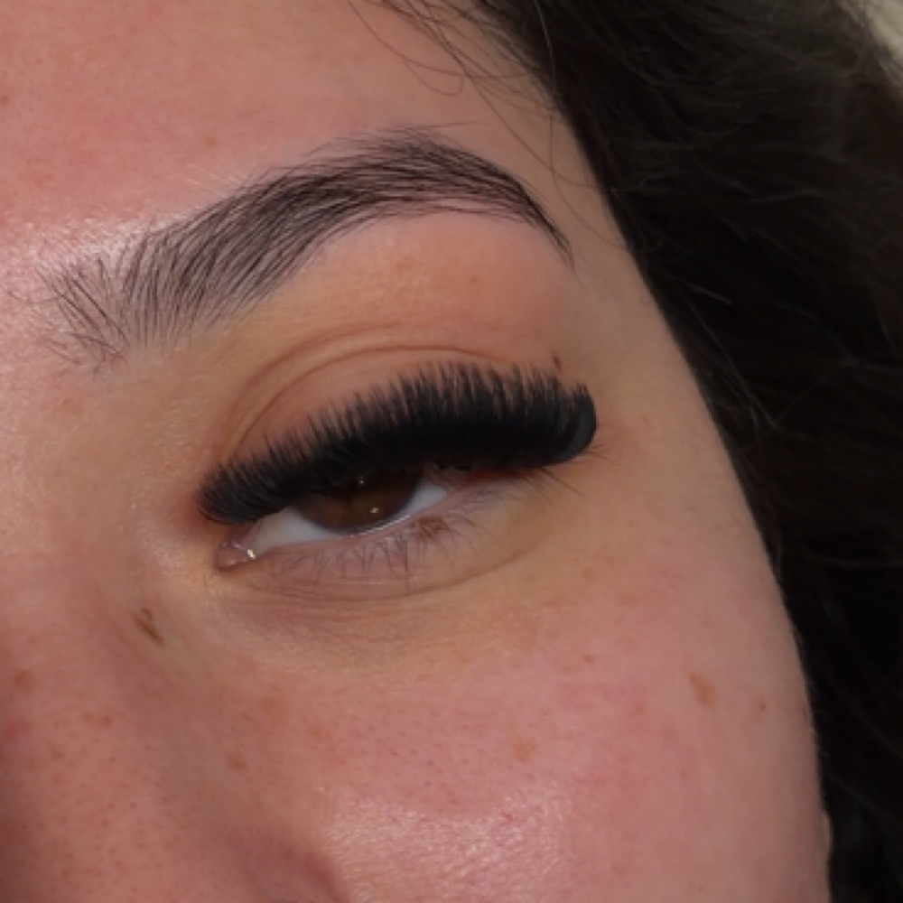 Volume fullset at LASHESBYYNEZ in Rialto, CA