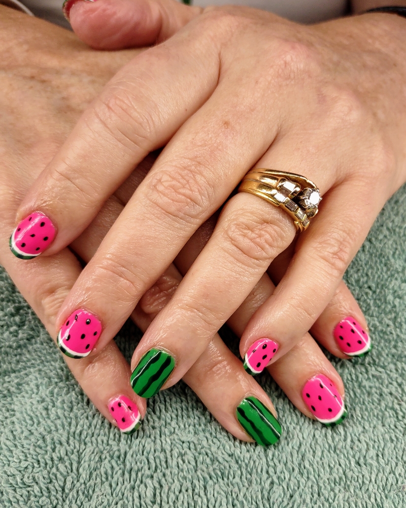 Medium Nail Art