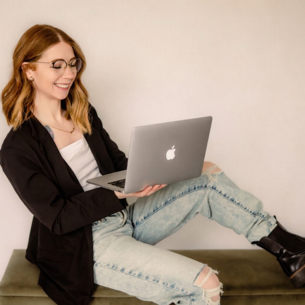 Online Video Consultaion at The Chatty Chair in Oswego, IL