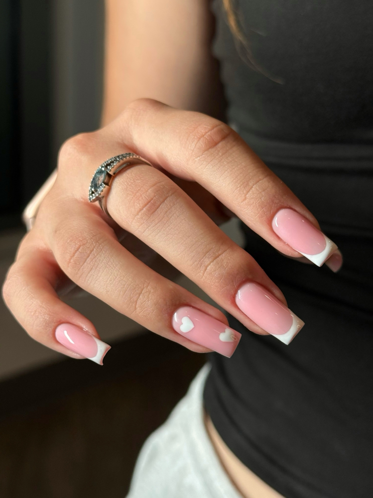 Mani &pedi new nail artist