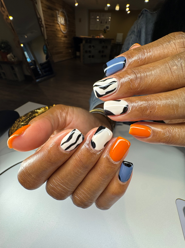 Nail Art/Chrome/French design