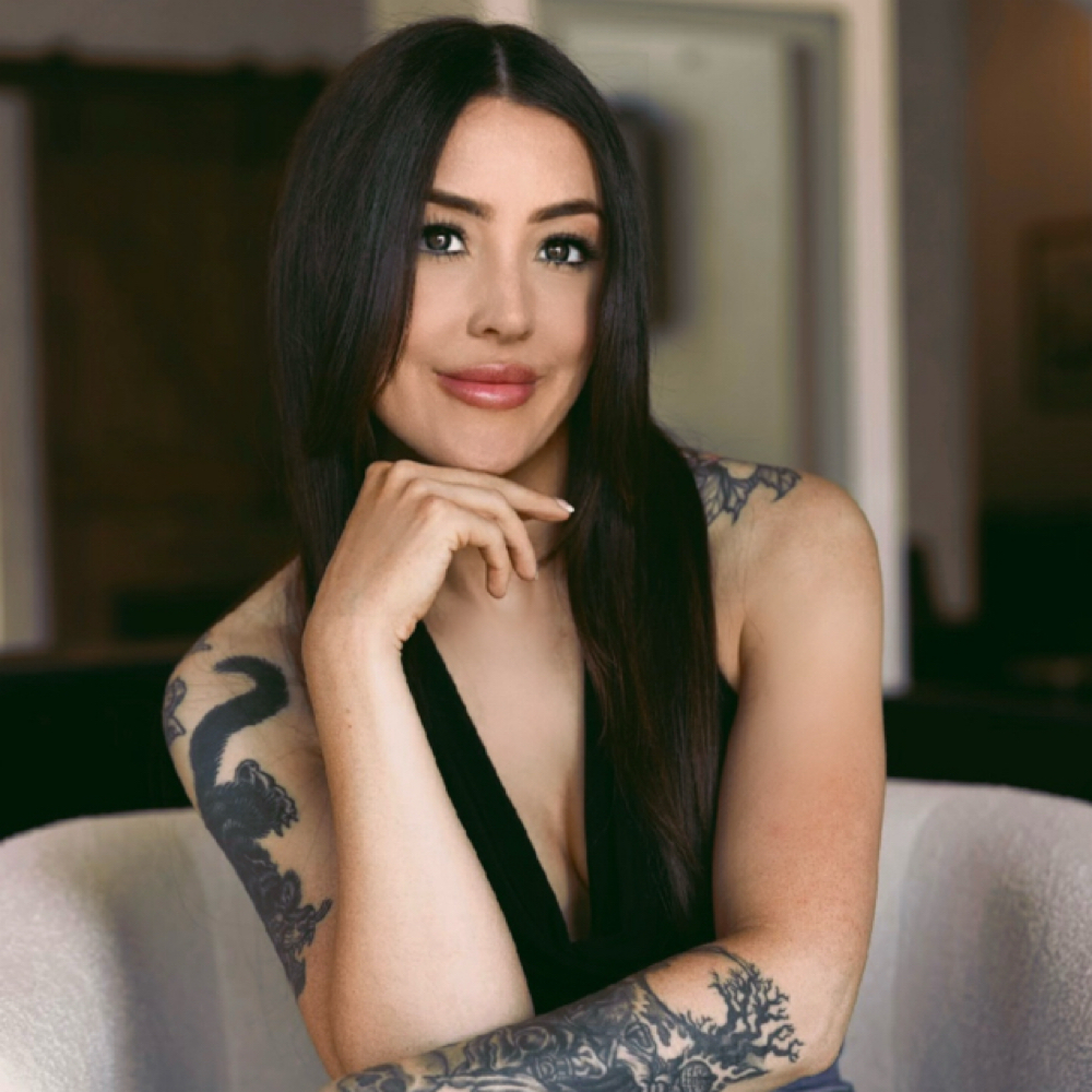 Face Frame Lightening Blowdry - Kim at West Salon // South Boston in South Boston, MA