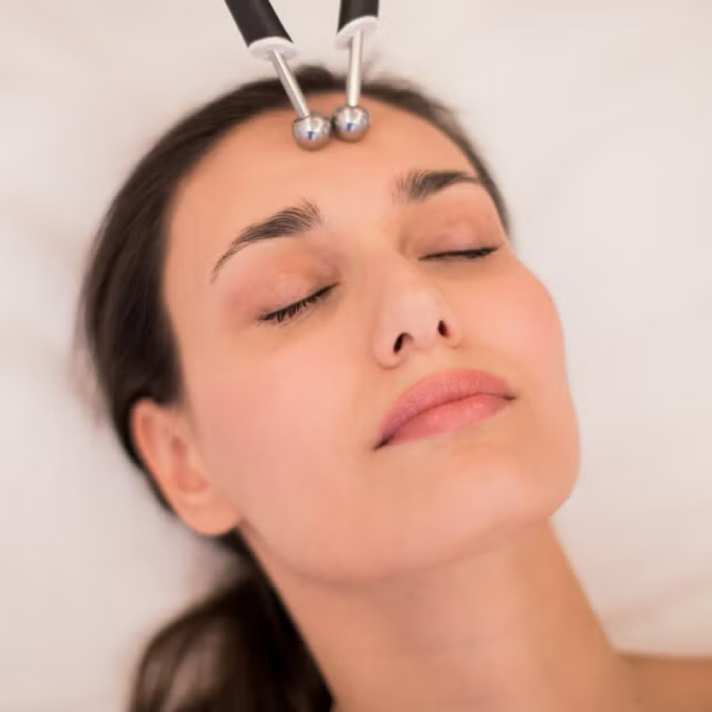 Sculpting Microcurrent Facial at Quiet Ritual Skin Care with Brigid in PORTLAND, OR