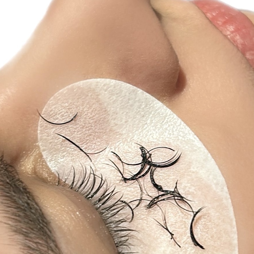 Lash Removal